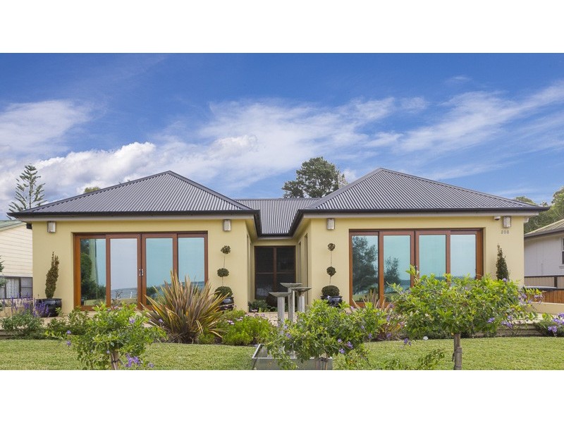 398 Beach Road, Batehaven NSW 2536