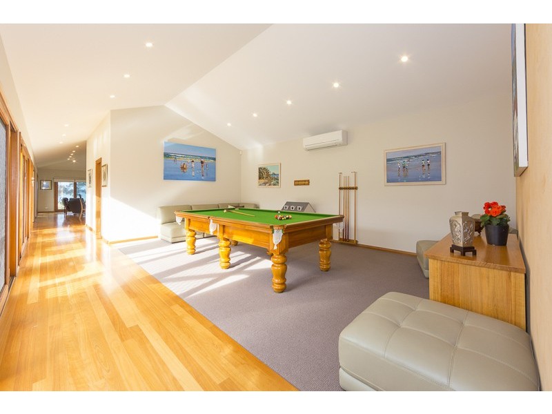 398 Beach Road, Batehaven NSW 2536