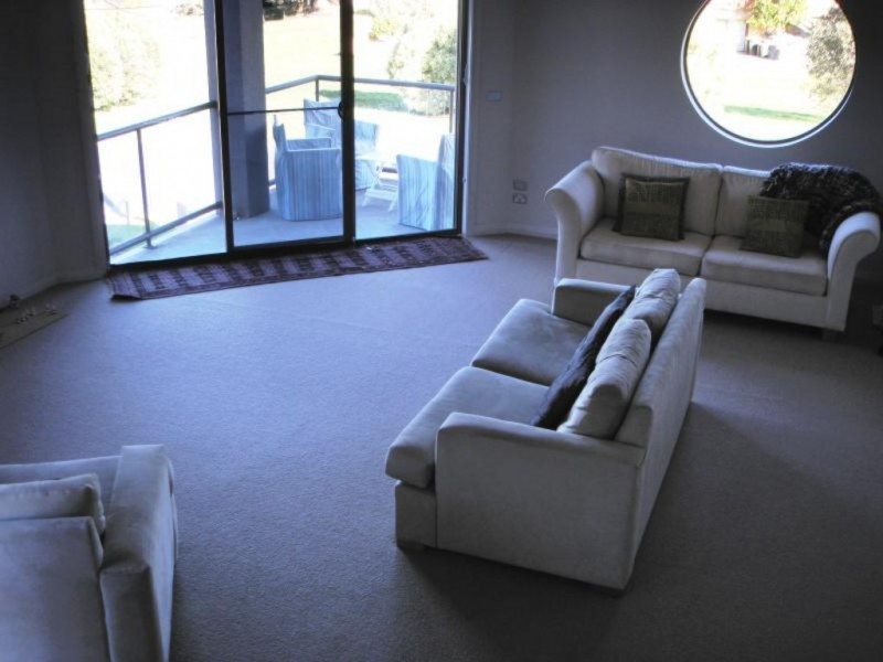 20 Marjorie Crescent, Batehaven NSW 2536