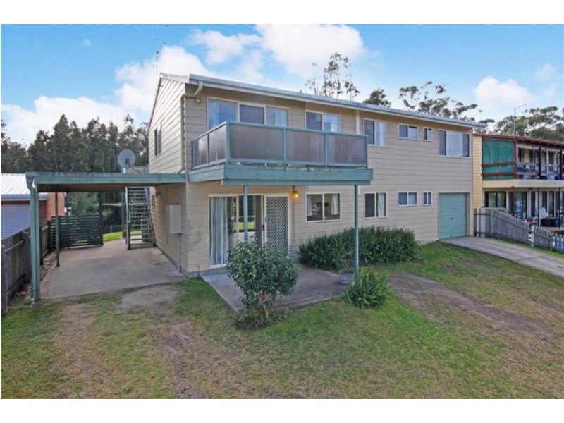 83 Maloneys Drive, Maloneys Beach NSW 2536