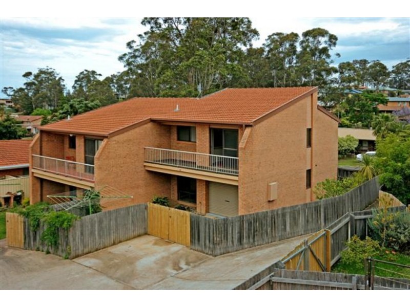 2/2 Eric Fenning Drive, Surf Beach NSW 2536