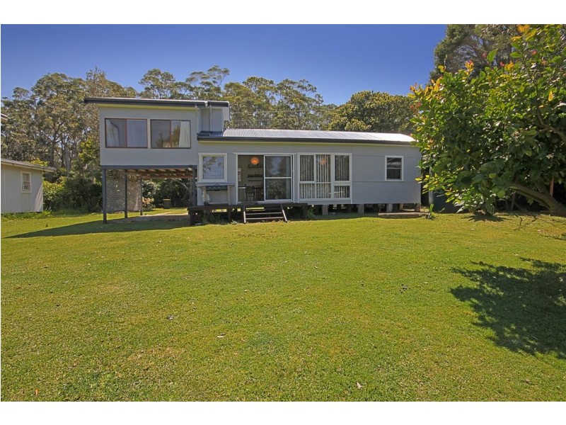 38 Durras Road, Durras North NSW 2536