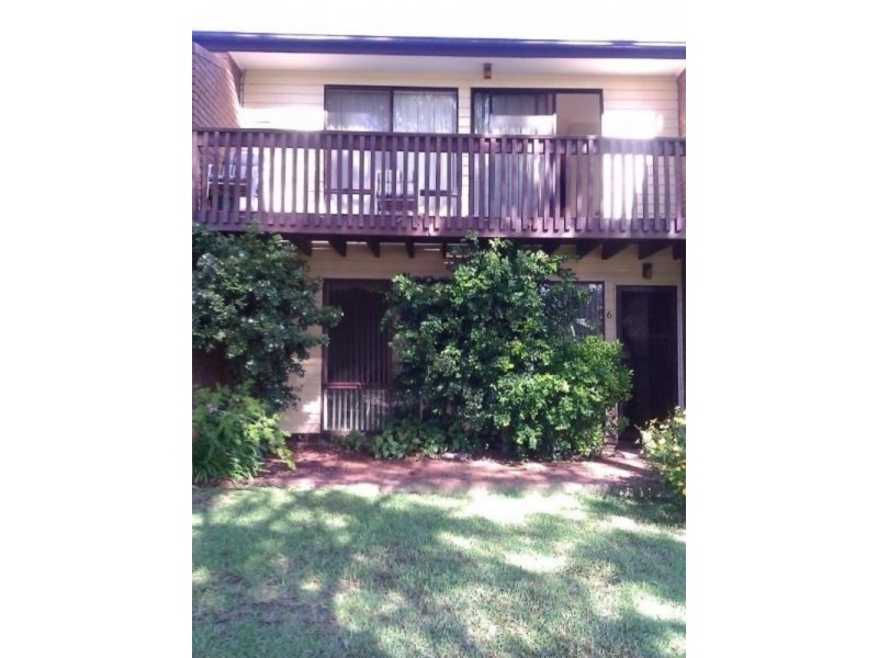 6/680 Beach Road, Surf Beach NSW 2536