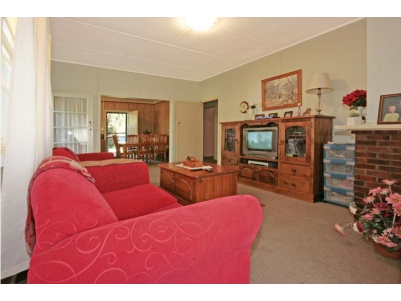 4 Calton Road BATEHAVEN, Batehaven NSW 2536