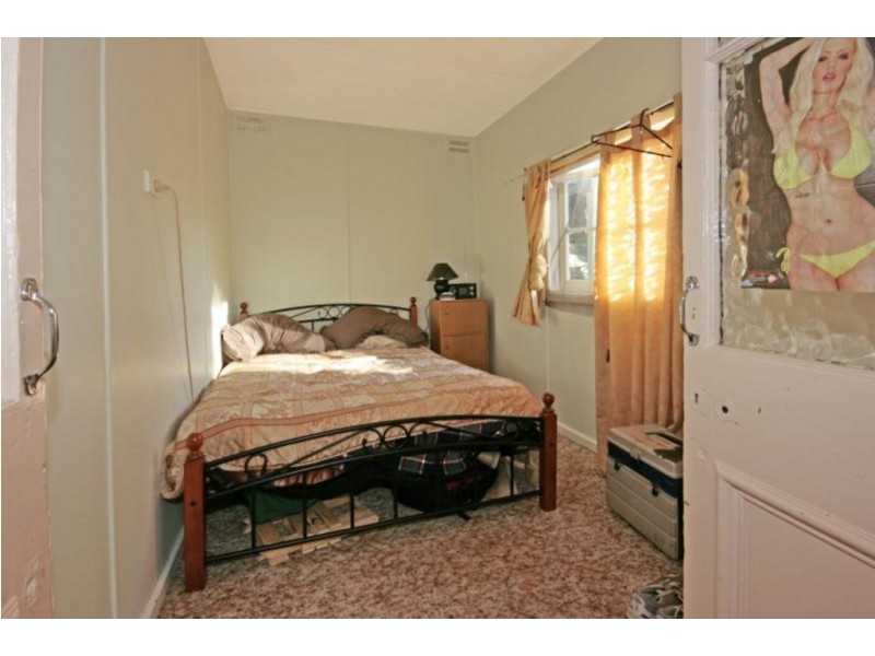 4 Calton Road BATEHAVEN, Batehaven NSW 2536