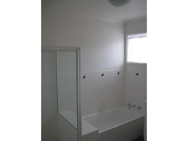 27 Grantham Rd, Batehaven NSW 2536