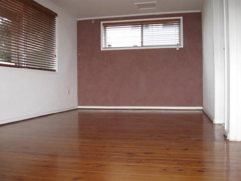 27 Grantham Rd, Batehaven NSW 2536