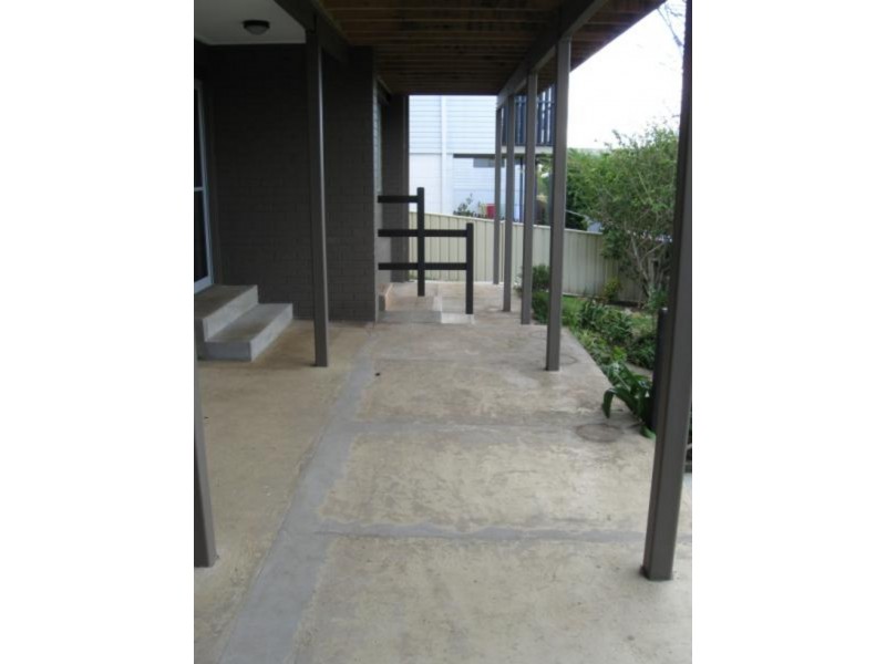 27 Grantham Rd, Batehaven NSW 2536