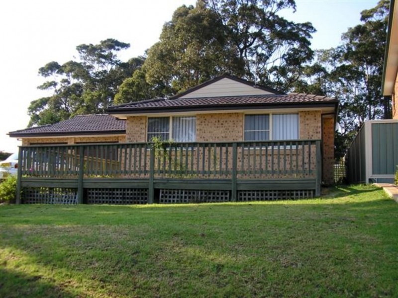 4 Kurrara Close, Malua Bay NSW 2536