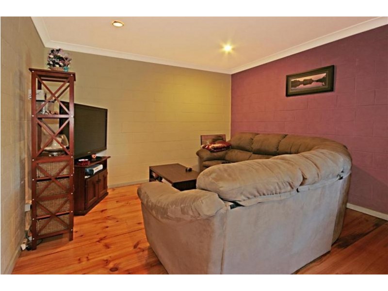 16 Edward Rd, Batehaven NSW 2536