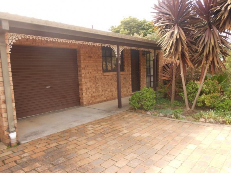 4/11 Eric Fenning Drive, Surf Beach NSW 2536