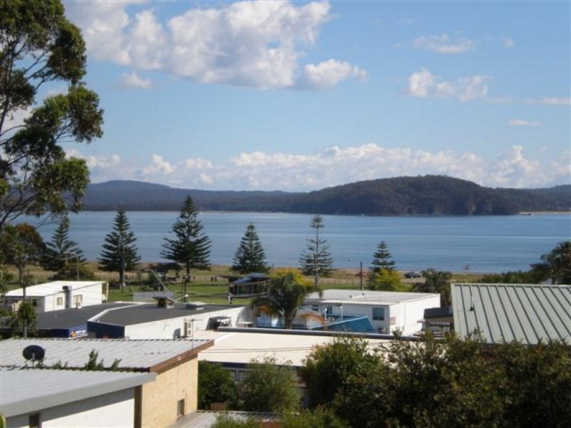 3 Joseph Street, Batehaven NSW 2536