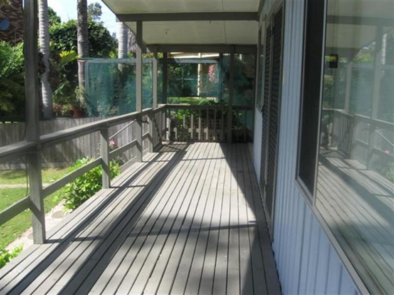 8 Ocean Avenue SURF BEACH, Surf Beach NSW 2536