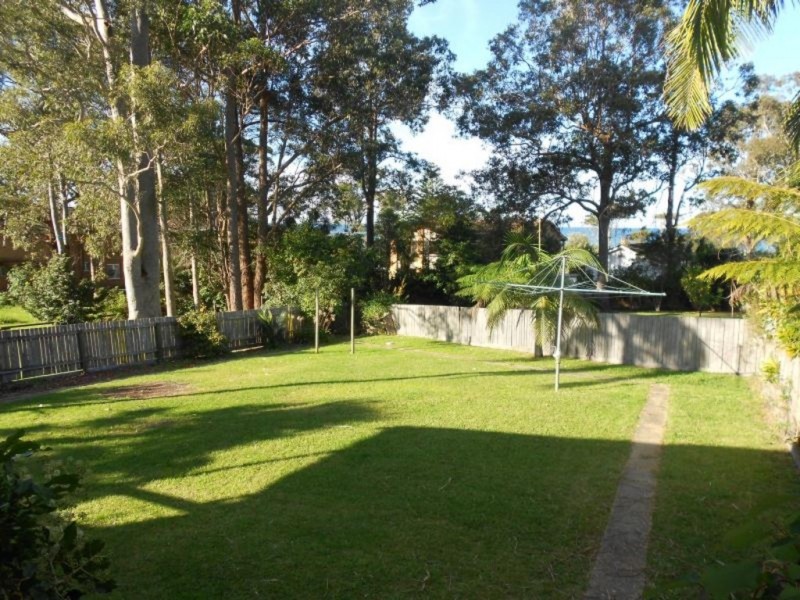 8 Ocean Avenue SURF BEACH, Surf Beach NSW 2536