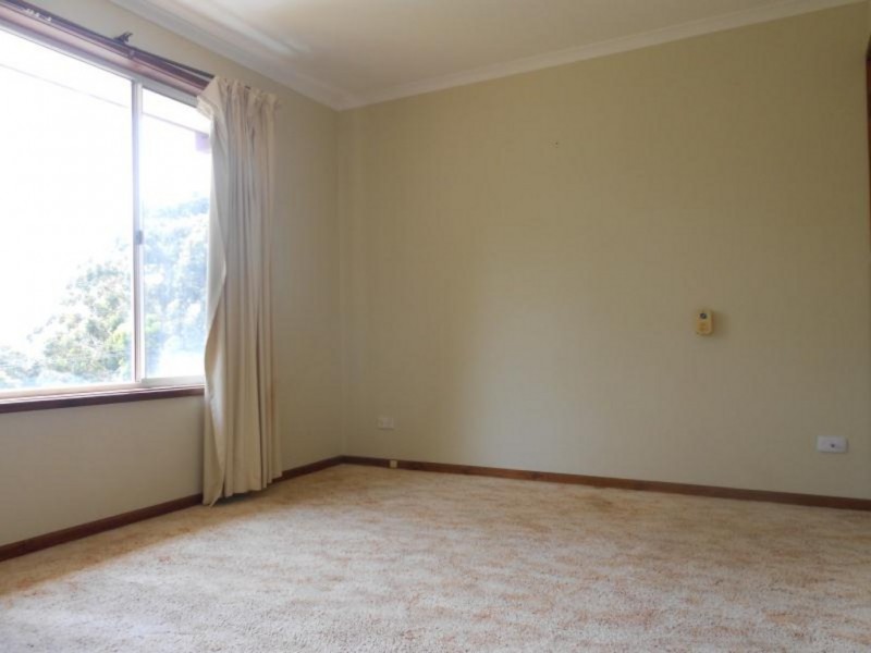 35 Riverview Crescent, Batemans Bay NSW 2536