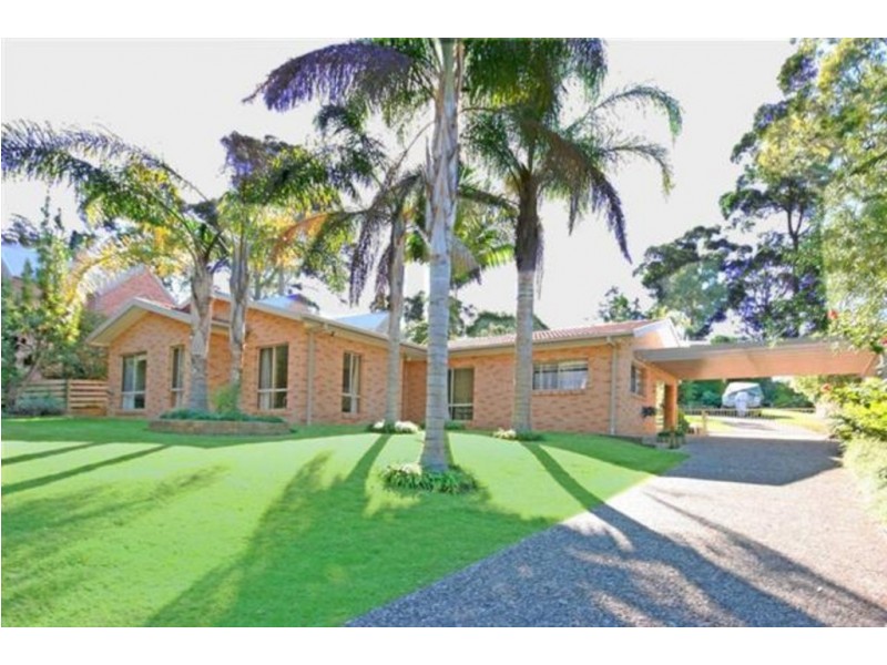 8 Burkes Way, Denhams Beach NSW 2536