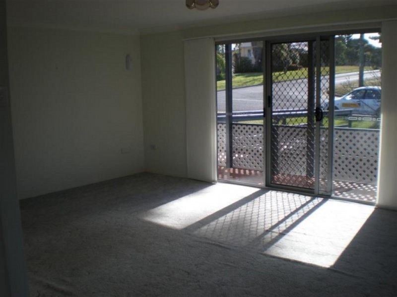 13 Batehaven Road, Batehaven NSW 2536