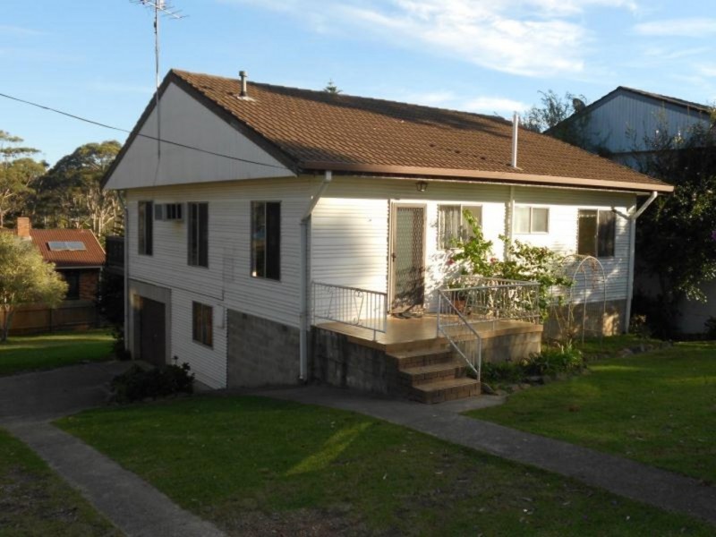 39 Barbara Crescent, Denhams Beach NSW 2536