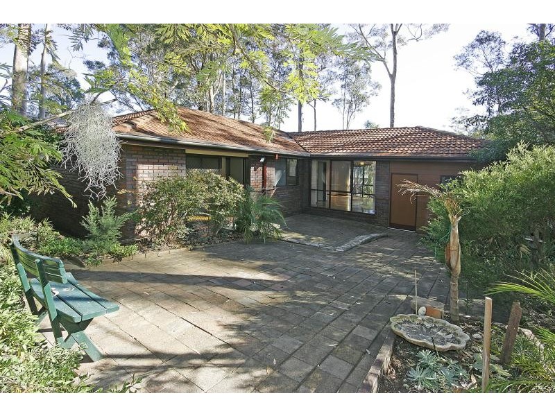 6 Burrawang Crescent, Sunshine Bay NSW 2536