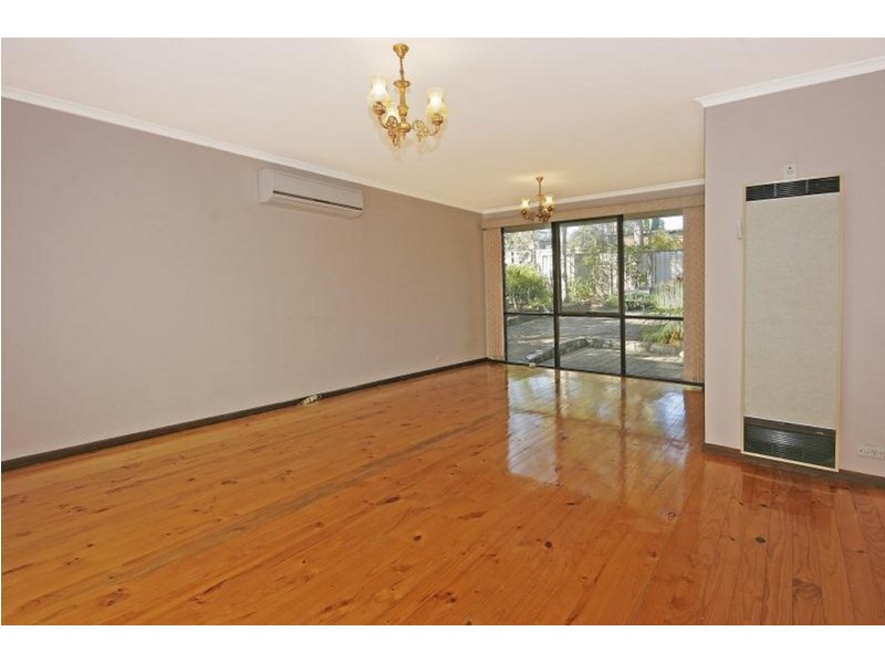 6 Burrawang Crescent, Sunshine Bay NSW 2536