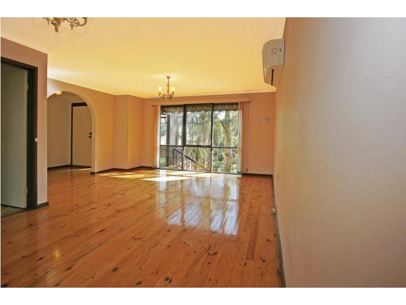 6 Burrawang Crescent, Sunshine Bay NSW 2536