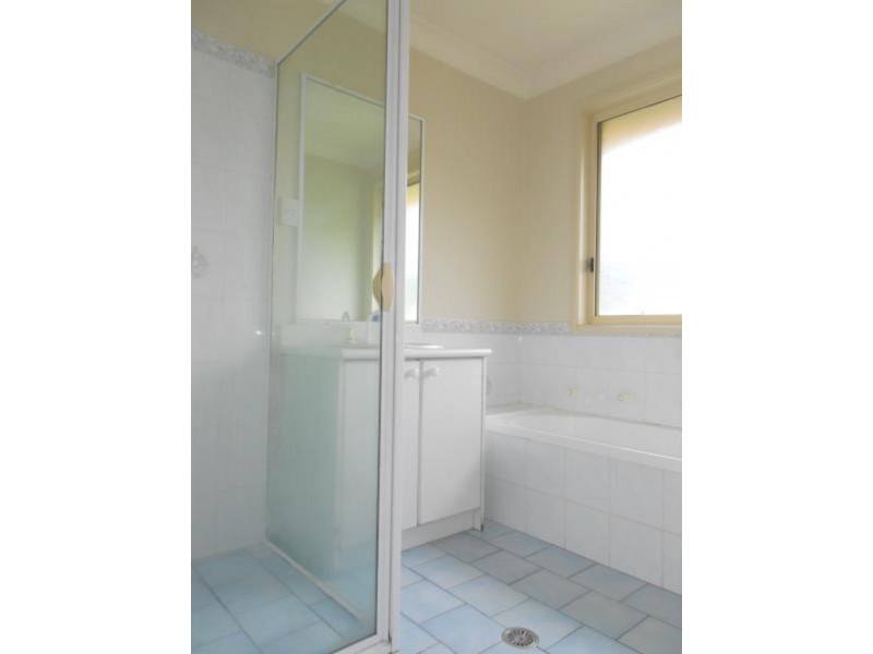 8 Yarrabee Drive, Catalina NSW 2536