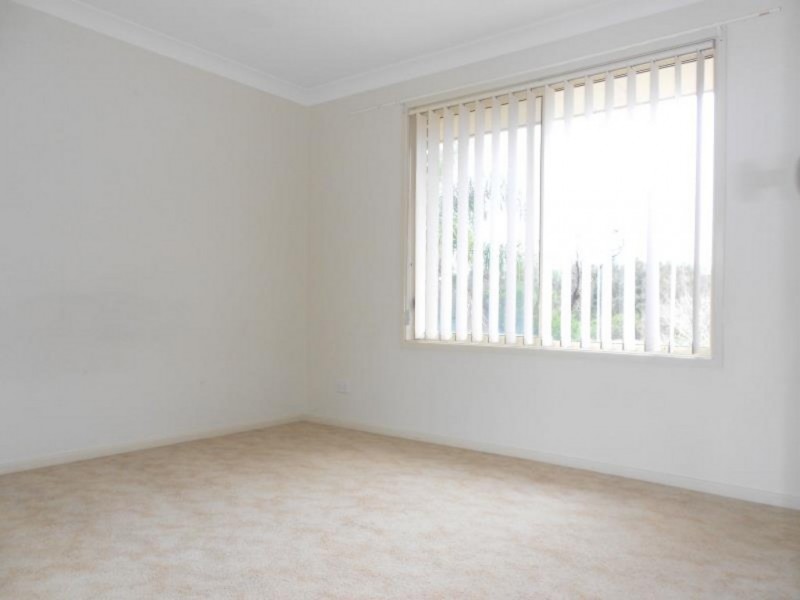 8 Yarrabee Drive, Catalina NSW 2536