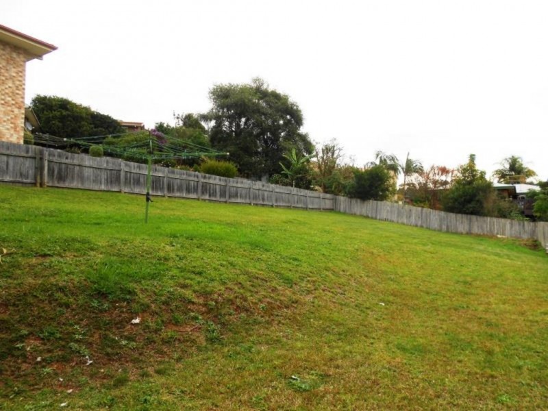 8 Yarrabee Drive, Catalina NSW 2536