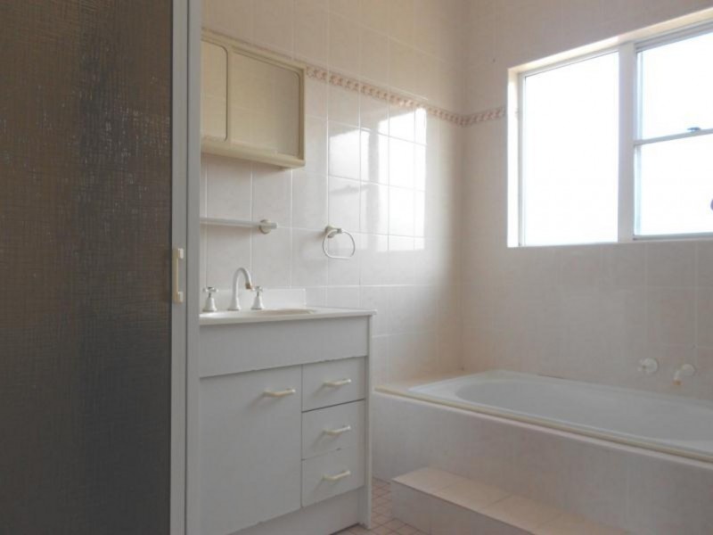 2/10 Tristania Parade, Maloneys Beach NSW 2536