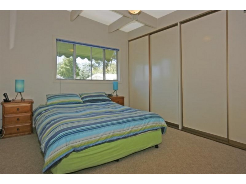 1 Currowan Street, Nelligen NSW 2536