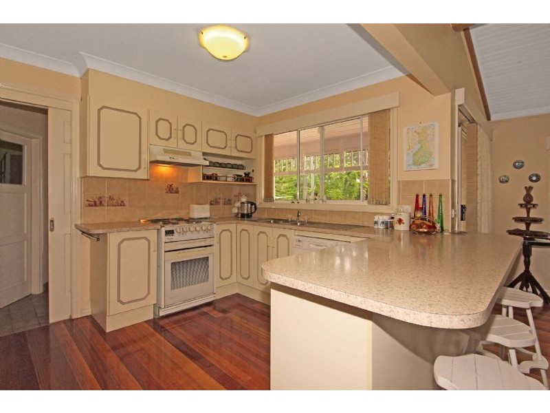 10 Kauzal Crescent, Surf Beach NSW 2536