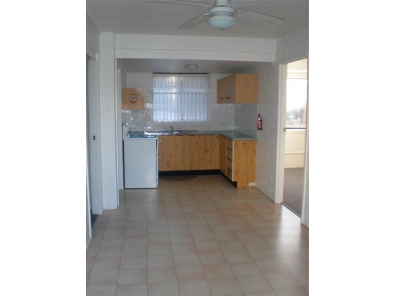 2/23 Catlin Avenue, Batemans Bay NSW 2536