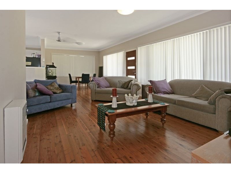 490 Beach Rd, Sunshine Bay NSW 2536