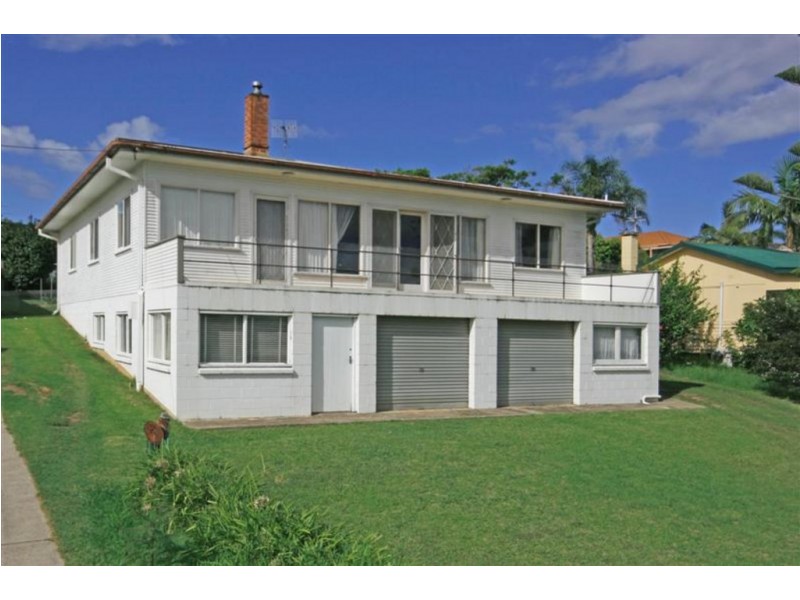 7 Lockyersleigh Avenue, Batehaven NSW 2536