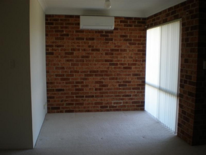 9/2 Sheila Avenue, Batehaven NSW 2536