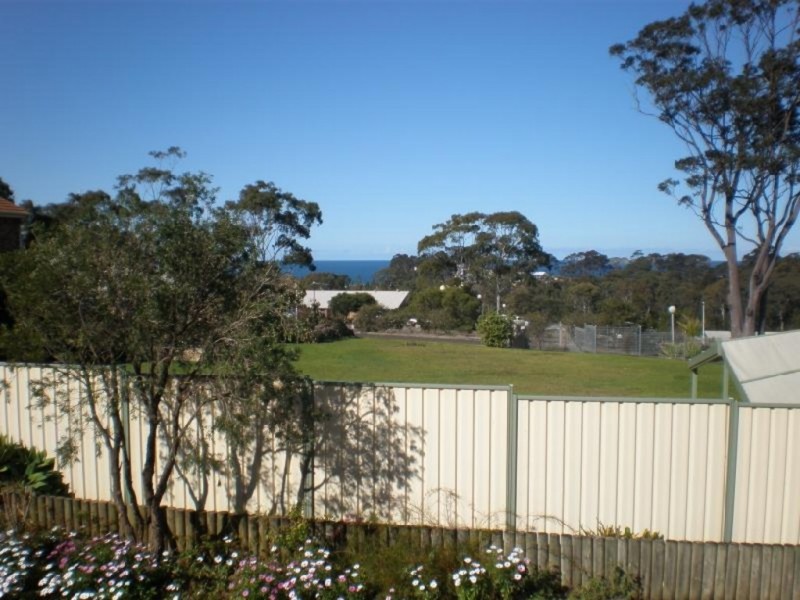 9/2 Sheila Avenue, Batehaven NSW 2536