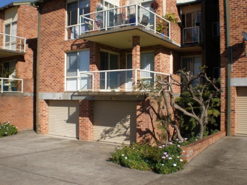 9/2 Sheila Avenue, Batehaven NSW 2536