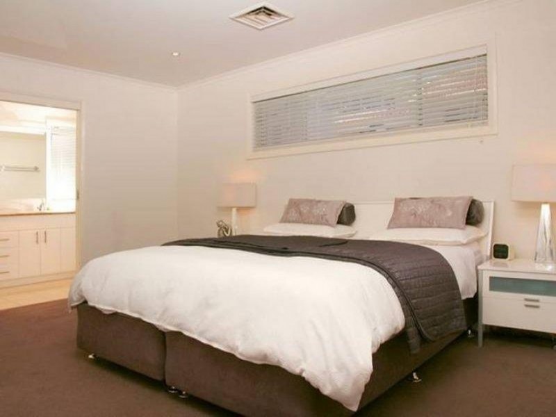 13 Sanctuary Place, Catalina NSW 2536