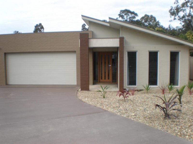 16B Nuyen Place, Long Beach NSW 2536