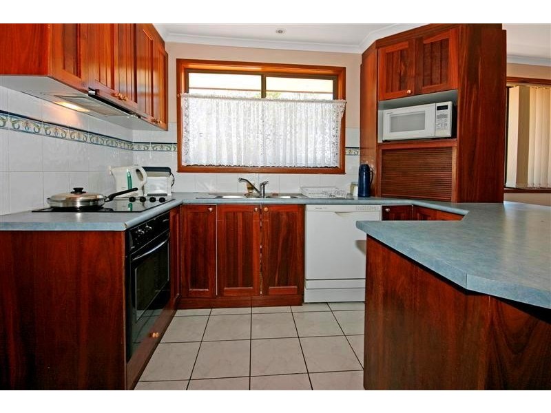 10 Grantham Road, Batehaven NSW 2536