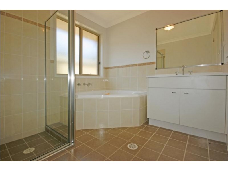 7 Nuyen Place, Long Beach NSW 2536
