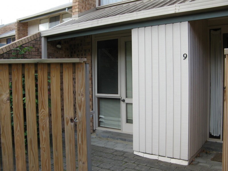 9/1 George Bass Drive, Batehaven NSW 2536