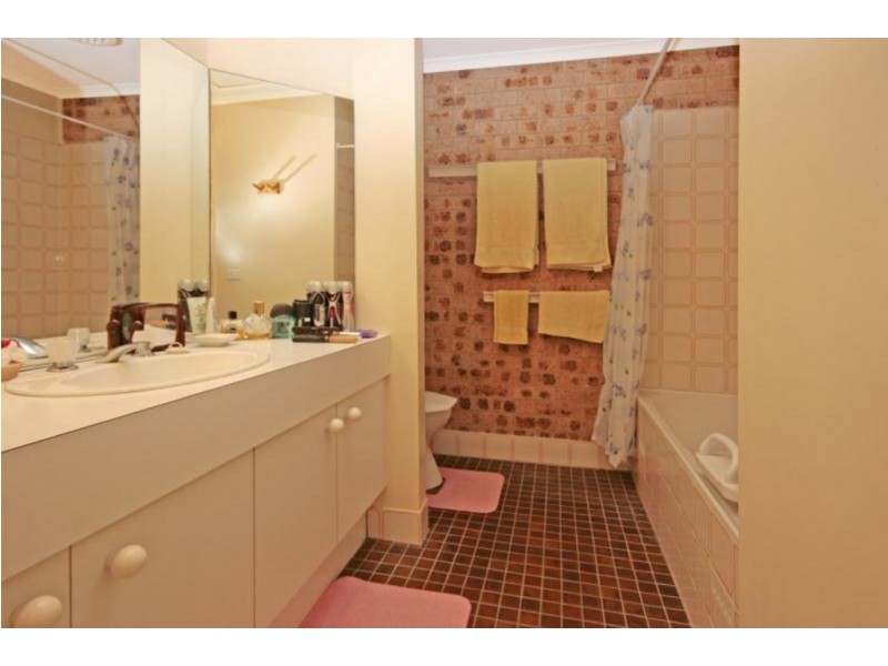 9/1 George Bass Drive, Batehaven NSW 2536