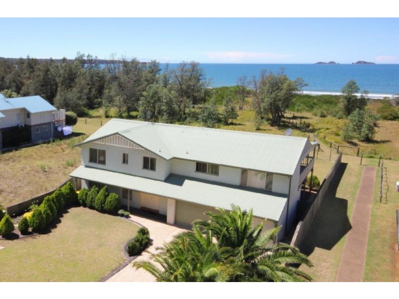 90 Sandy Place, Long Beach NSW 2536