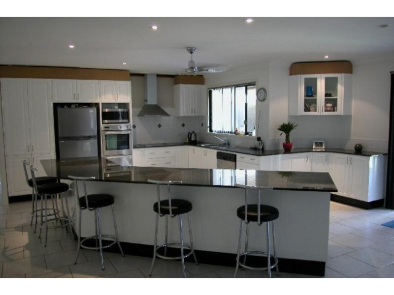 100 Clyde View Drive, Long Beach NSW 2536