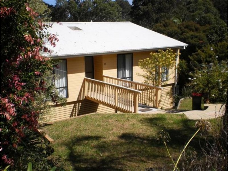 17 Mulgowrie Street, Malua Bay NSW 2536