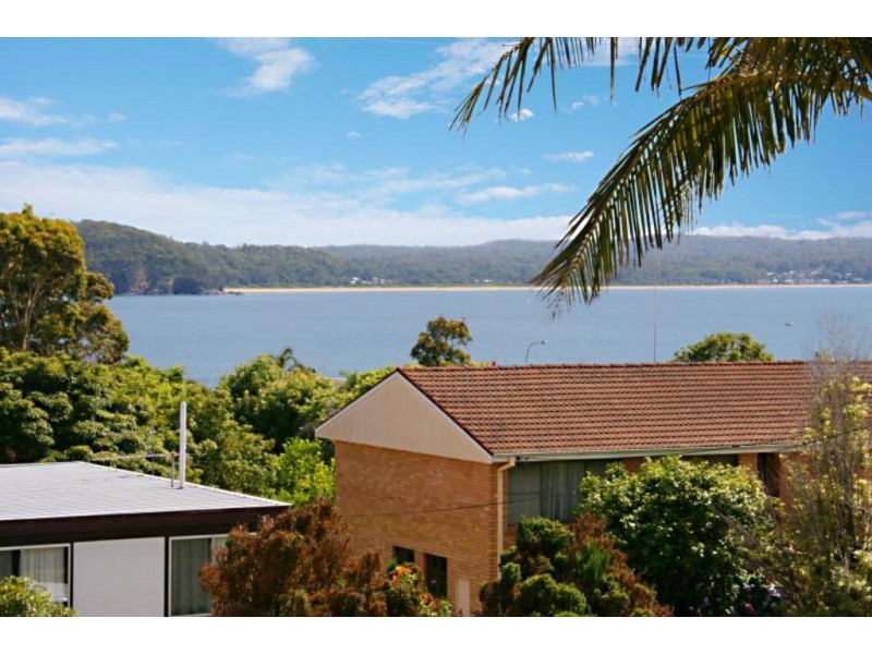 11 Lockyersleigh Avenue, Batehaven NSW 2536