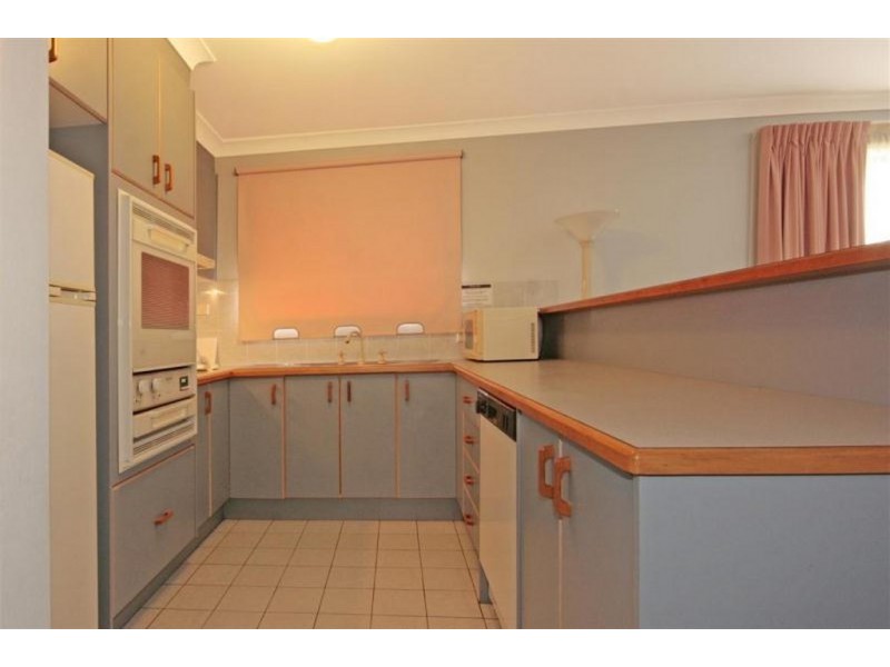 7/212 Beach Road, Batehaven NSW 2536