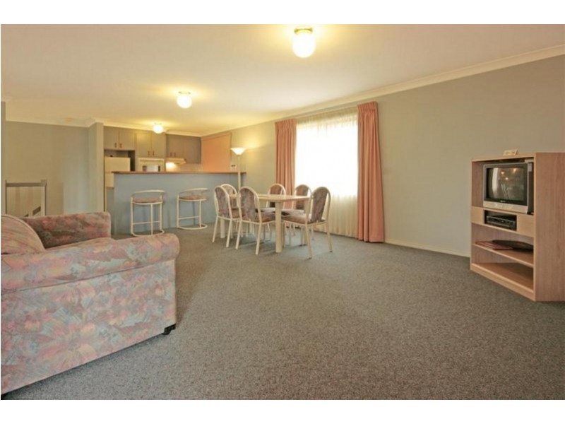 7/212 Beach Road, Batehaven NSW 2536
