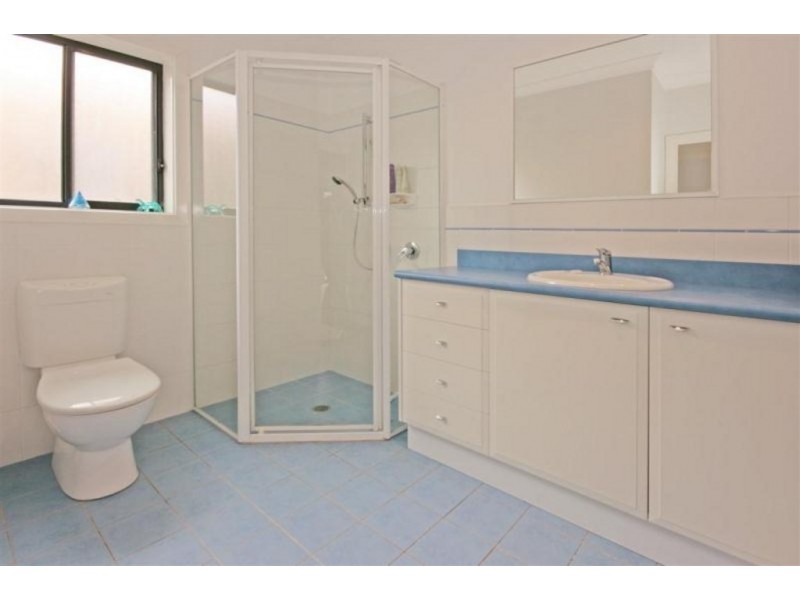 10 Willow Court, Maloneys Beach NSW 2536
